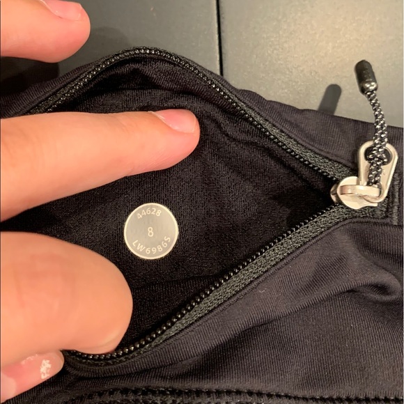 Lululemon leggings brand new condition - Picture 7 of 12